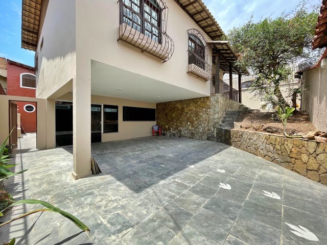 Foto do Casa - Casa para locação com 03 quartos (1 suíte) , 3 vagas e armários, Vila Cloris, Belo Horizonte, MG | Deltalar Imóveis