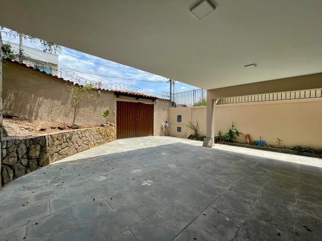 Foto do Casa - Casa para locação com 03 quartos (1 suíte) , 3 vagas e armários, Vila Cloris, Belo Horizonte, MG | Deltalar Imóveis