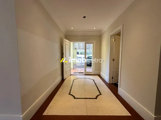 Casa com 600m² 4 quartos e 7 banheiros, para alugar, no bairro Gramado em Campinas