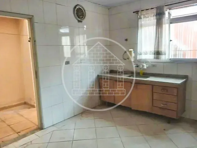 Casa com 252m² 2 quartos e 3 banheiros, à venda, no bairro Vila Alpina em São Paulo