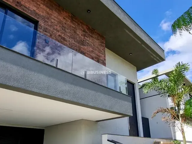 Casa 3 quartos e 5 banheiros, à venda, no bairro Jardim Ypê em Paulínia