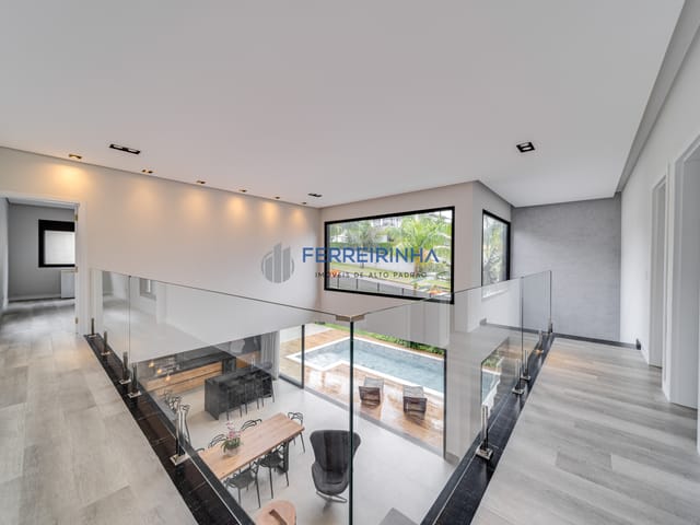 Casa com 504m² 4 quartos e 5 banheiros, à venda, no bairro Condomínio Residencial Alphaville em São José dos Campos