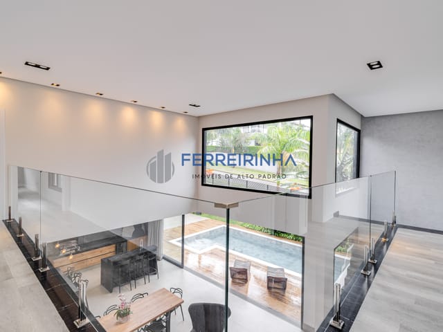 Casa com 504m² 4 quartos e 5 banheiros, à venda, no bairro Condomínio Residencial Alphaville em São José dos Campos