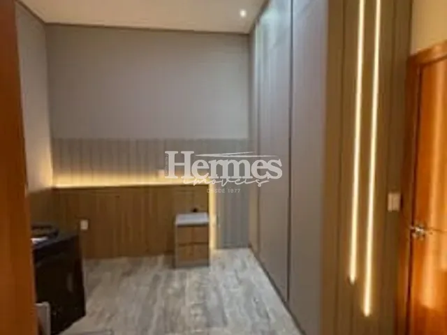 Casa 3 quartos e 5 banheiros, à venda, no bairro Parque Brasil 500 em Paulínia