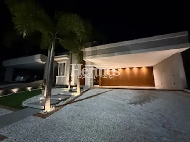 Casa 3 quartos e 5 banheiros, à venda, no bairro Parque Brasil 500 em Paulínia