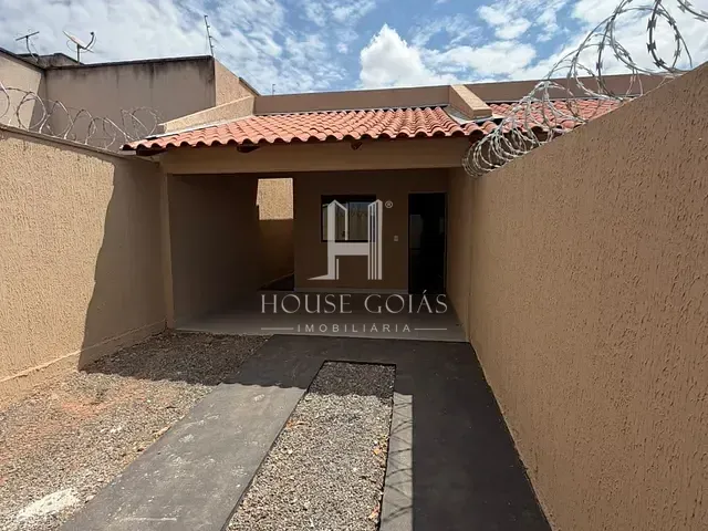 Casa com 138m² 2 quartos e 1 banheiro, à venda, no bairro Setor Laguna Parque em Trindade