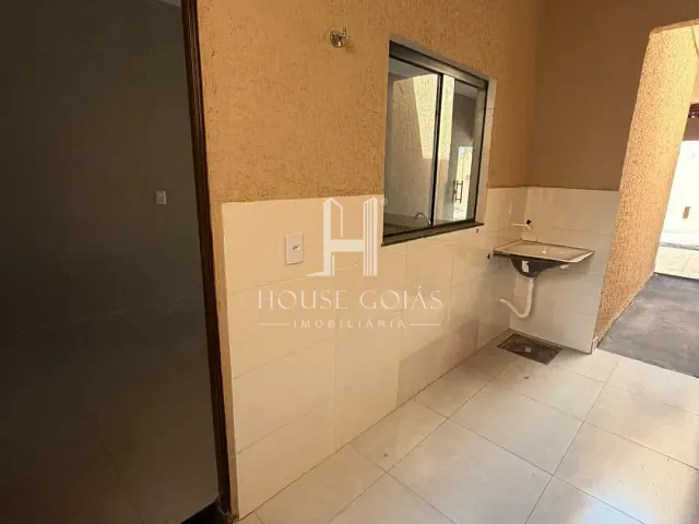 Casa com 138m² 2 quartos e 1 banheiro, à venda, no bairro Setor Laguna Parque em Trindade