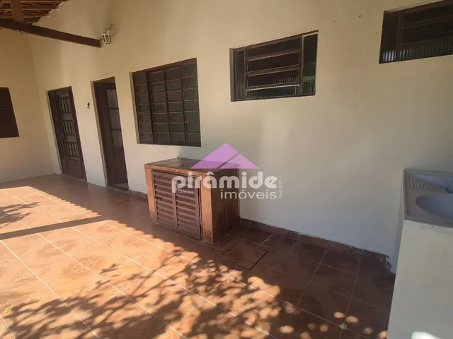 Casa com 250m² 1 quarto e 1 banheiro, para alugar, no bairro Urbanova em Praça Doutor Adelmo De Oliveira