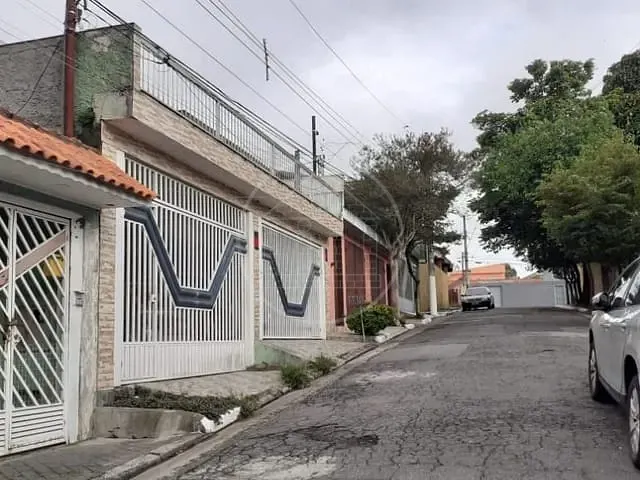 Casa com 250m² 3 quartos e 1 banheiro, à venda, no bairro Parque das Árvores em São Paulo