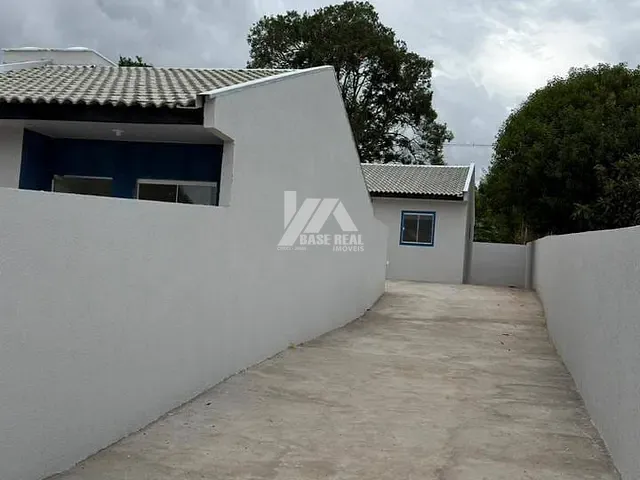 Casa 2 quartos e 1 banheiro, à venda, no bairro Uvaranas em Ponta Grossa