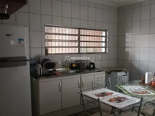 Casa 3 quartos e 1 banheiro, à venda, no bairro Jardim dos Oliveiras em Campinas