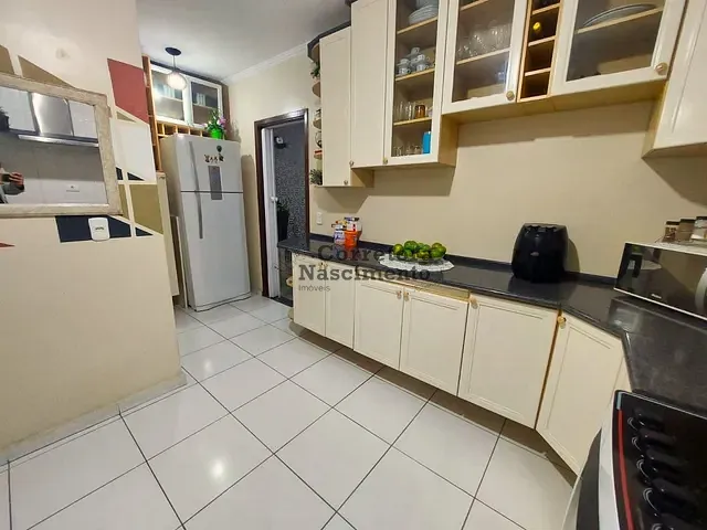 Casa com 167m² 3 quartos e 2 banheiros, à venda, no bairro Jardim Santa Maria em Jacareí