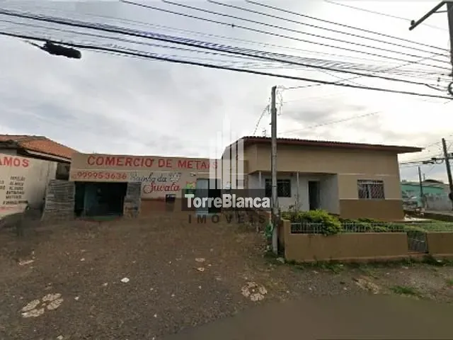 Casa com 350m² 4 quartos e 2 banheiros, à venda, no bairro Neves em Ponta Grossa