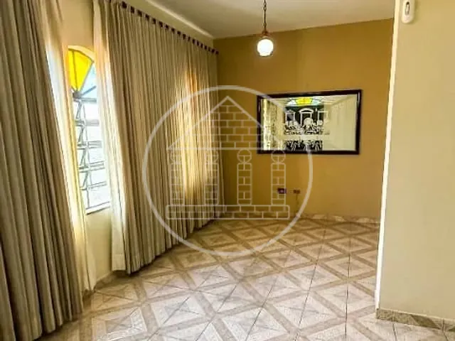 Casa com 200m² 4 quartos e 2 banheiros, à venda, no bairro Cidade Dutra em São Paulo