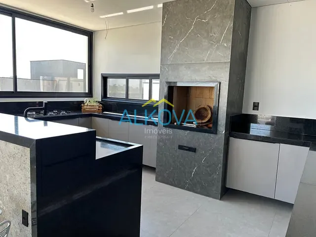 Sobrado 3 quartos e 8 banheiros, à venda, no bairro Condomínio Residencial Ecopark Bourbon em Caçapava