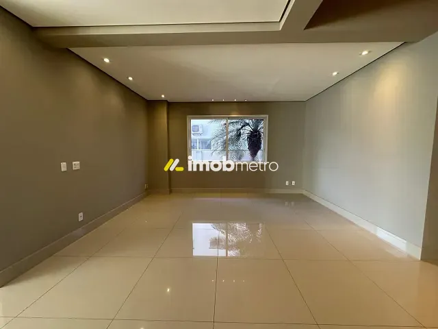 Casa com 660m² 4 quartos e 7 banheiros, à venda ou para alugar, no bairro Alphaville em Campinas