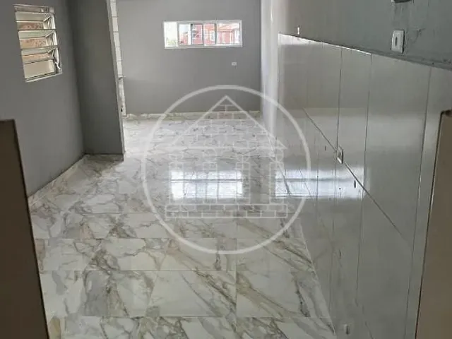 Casa com 600m², para alugar, no bairro Parque Alves de Lima em São Paulo