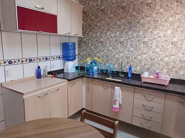 Casa 4 quartos e 3 banheiros, à venda, no bairro Jardim América em São José dos Campos