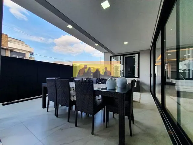 Casa com 250m² 4 quartos e 4 banheiros, para alugar, no bairro Parque Brasil 500 em Paulínia