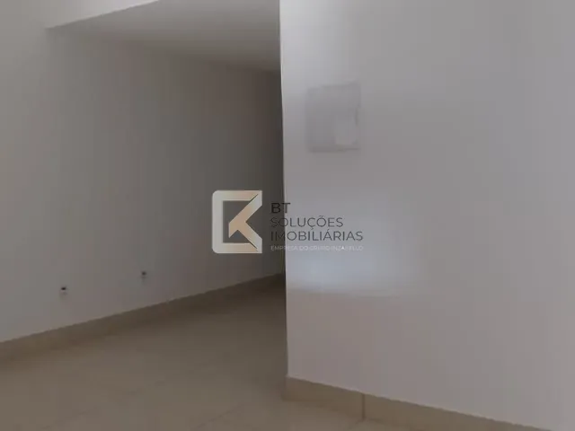 Casa com 100m² 2 quartos e 1 banheiro, à venda, no bairro Parque Residencial Sabiás em Indaiatuba