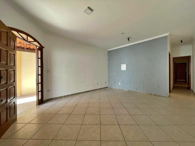 Foto do Casa - Casa para locação com 3 quartos (1 suíte), area gourmet e duas vagas, Santa Amélia, Belo Horizonte, MG | Deltalar Imóveis