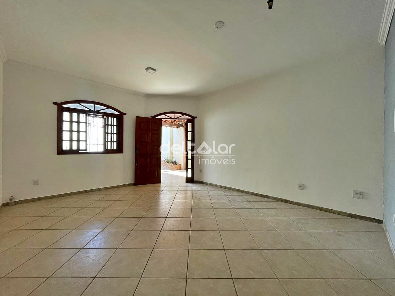 Casa para alugar com 3 quartos, 180m² - Foto 6