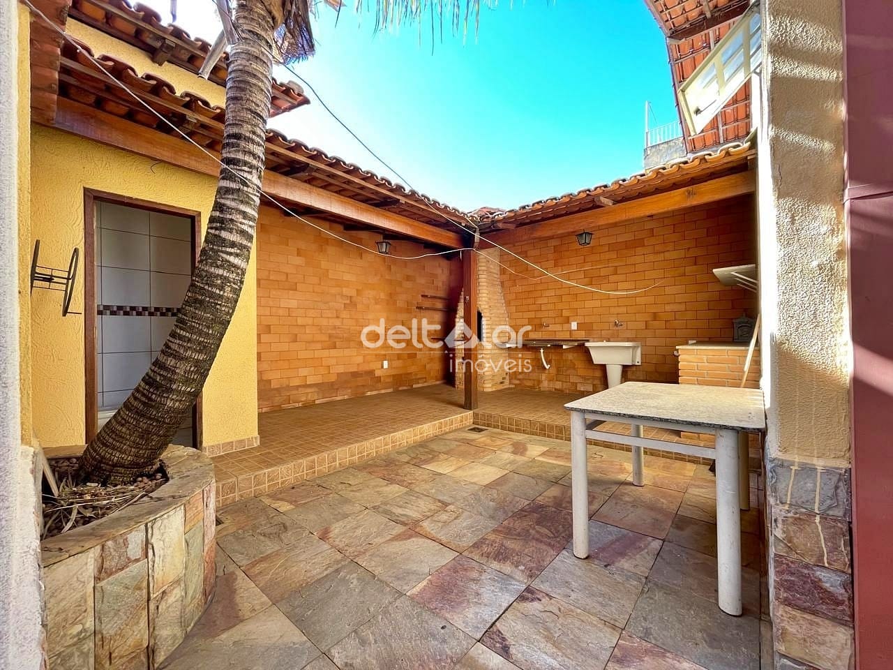 Casa para alugar com 3 quartos, 180m² - Foto 32
