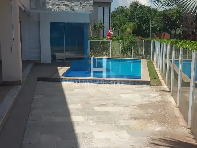 Casa com 540m² 3 quartos e 5 banheiros, à venda, no bairro Jardins Verona em Goiânia