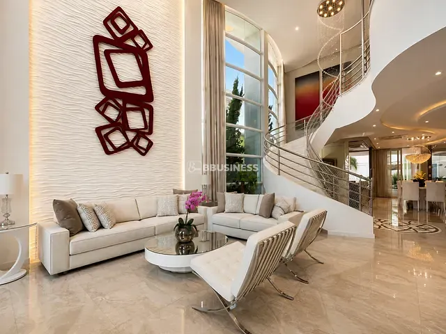 Casa com 450m² 4 quartos e 7 banheiros, à venda, no bairro Alphaville Dom Pedro em Campinas