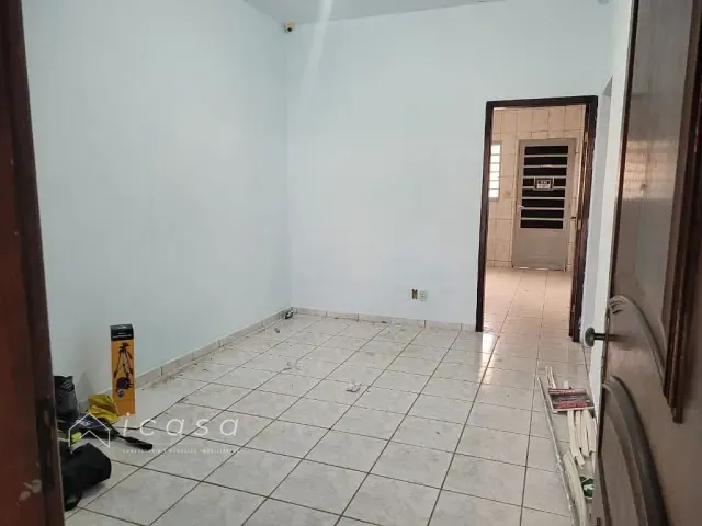 Casa com 209m² 2 quartos e 1 banheiro, à venda ou para alugar, no bairro Centro em Caçapava
