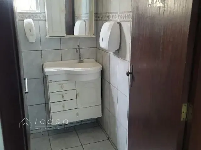 Casa com 209m² 2 quartos e 1 banheiro, à venda ou para alugar, no bairro Centro em Caçapava