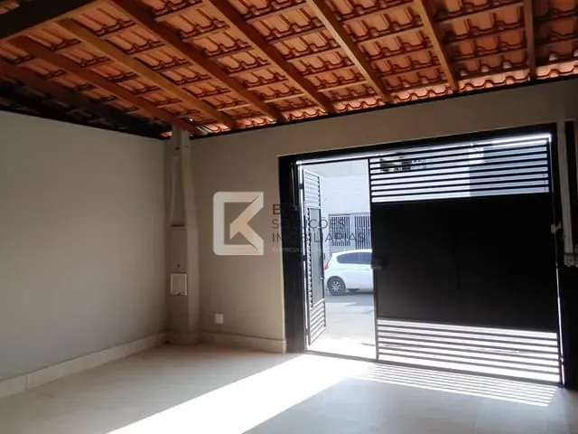 Casa 2 quartos e 1 banheiro, à venda, no bairro Parque Residencial Sabiás em Indaiatuba