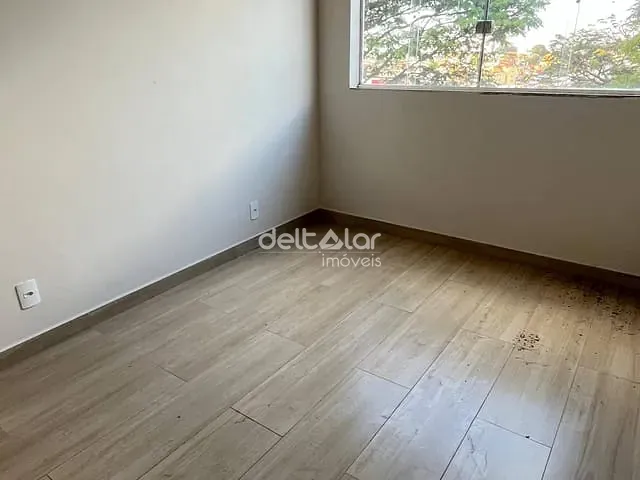 Casa com 79m² 2 quartos e 2 banheiros, à venda, no bairro Céu Azul em Belo Horizonte