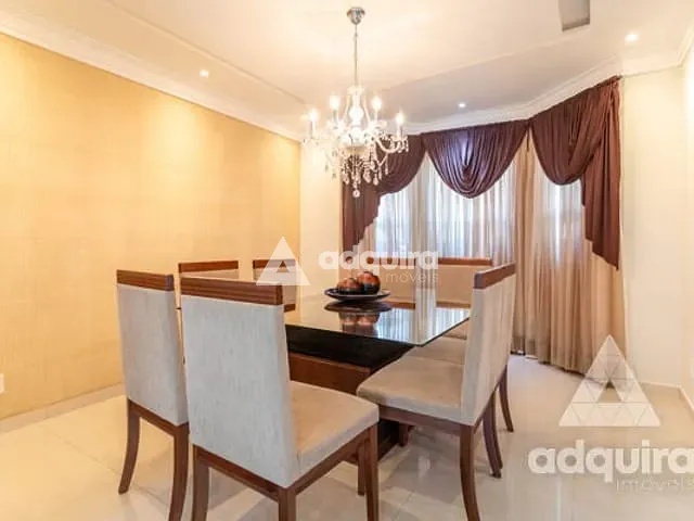 Sobrado com 462m² 4 quartos e 5 banheiros, à venda, no bairro Estrela em Ponta Grossa