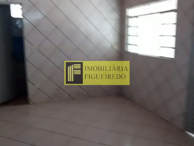 Casa com 242m² 2 quartos e 1 banheiro, à venda, no bairro Parque Industrial em São José do Rio Preto