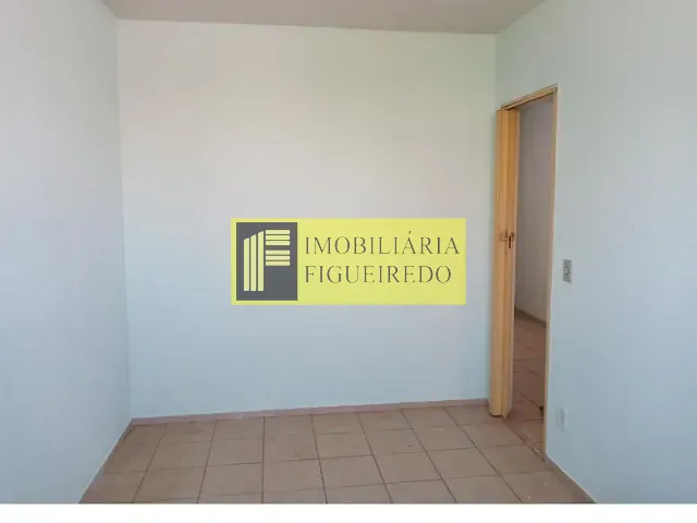 Casa com 242m² 2 quartos e 1 banheiro, à venda, no bairro Parque Industrial em São José do Rio Preto