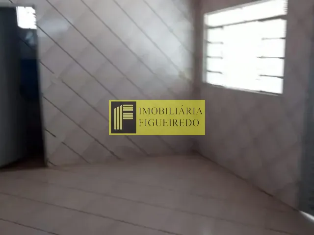 Casa com 242m² 2 quartos e 1 banheiro, à venda, no bairro Parque Industrial em São José do Rio Preto