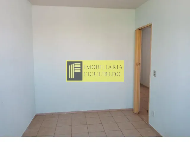 Casa com 242m² 2 quartos e 1 banheiro, à venda, no bairro Parque Industrial em São José do Rio Preto