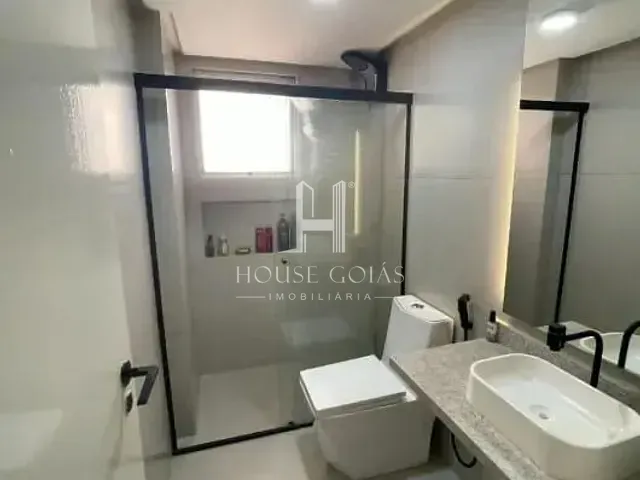 Casa 4 quartos e 3 banheiros, à venda, no bairro Setor Bueno em Goiânia