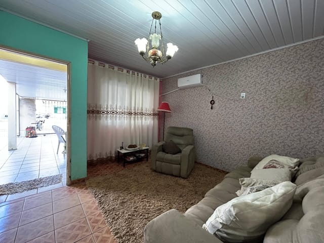 Casa com 160m² 3 quartos e 1 banheiro, à venda, no bairro Fragata em Pelotas