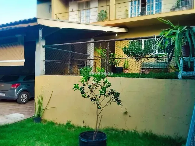 Casa com 280m² 2 quartos e 2 banheiros, à venda, no bairro Parque dos Pomares em Campinas