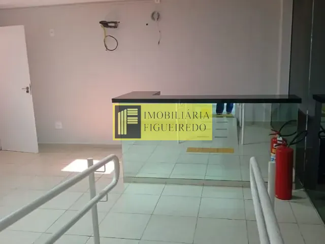Casa com 353m², para alugar, no bairro Vila Nossa Senhora Aparecida em São José do Rio Preto