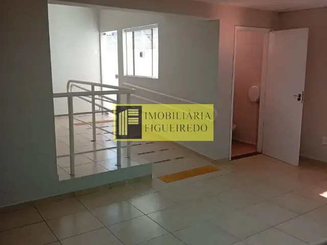 Casa com 353m², para alugar, no bairro Vila Nossa Senhora Aparecida em São José do Rio Preto