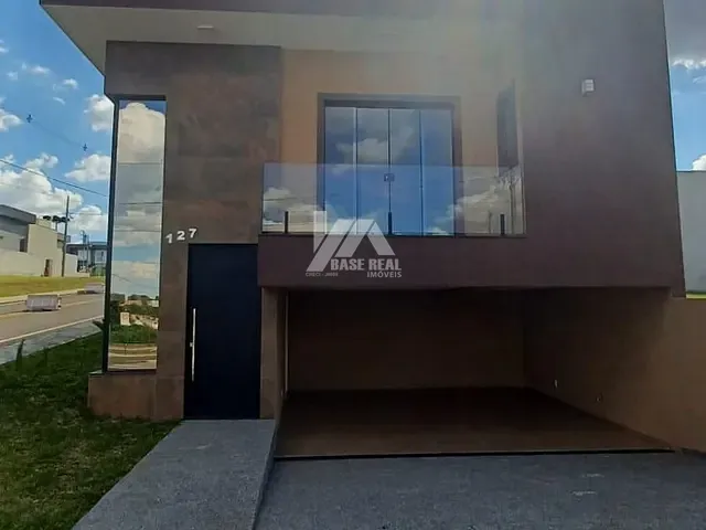 Casa com 200m² 3 quartos e 2 banheiros, à venda, no bairro Contorno em Ponta Grossa