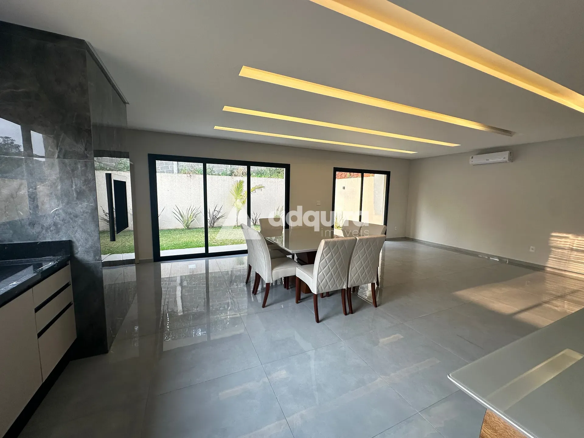 Casa, 4 quartos, 263 m² - Foto 10