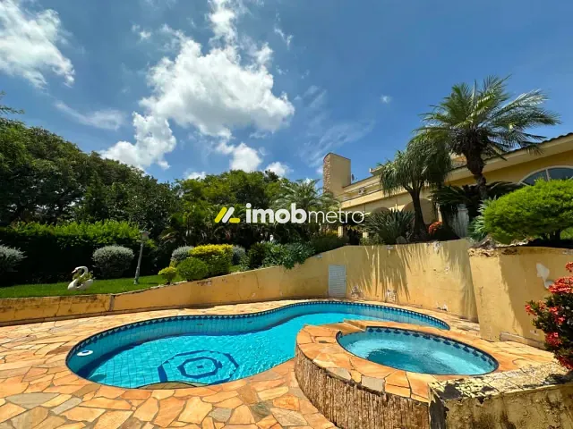 Casa com 1130m² 4 quartos e 6 banheiros, à venda ou para alugar, no bairro Alphaville em Campinas