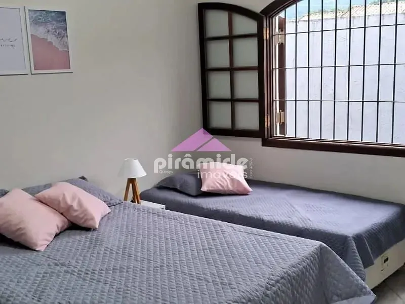 Casa, 4 quartos, 210 m² - Foto 9