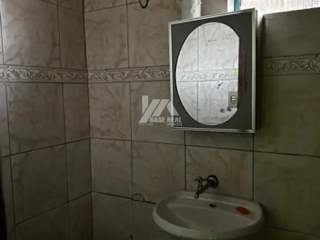 Casa 2 quartos e 1 banheiro, à venda, no bairro Santa Cruz em Guarapuava