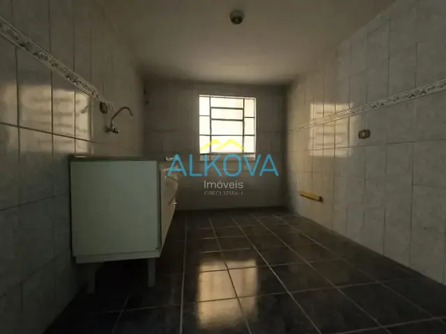 Casa com 250m² 6 quartos e 3 banheiros, à venda, no bairro Jardim das Indústrias em Jacareí
