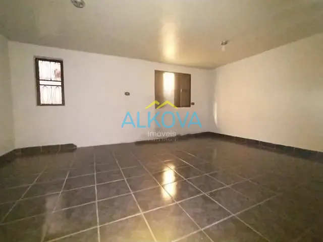 Casa com 250m² 6 quartos e 3 banheiros, à venda, no bairro Jardim das Indústrias em Jacareí